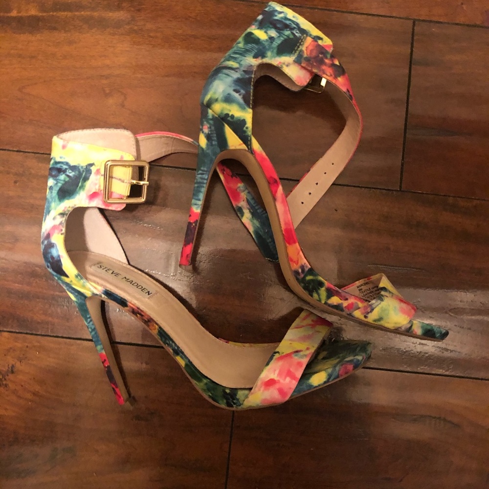 Steve Madden Floral Heels